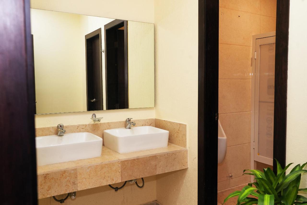 Nora Downtown Otel Guadalajara Dış mekan fotoğraf